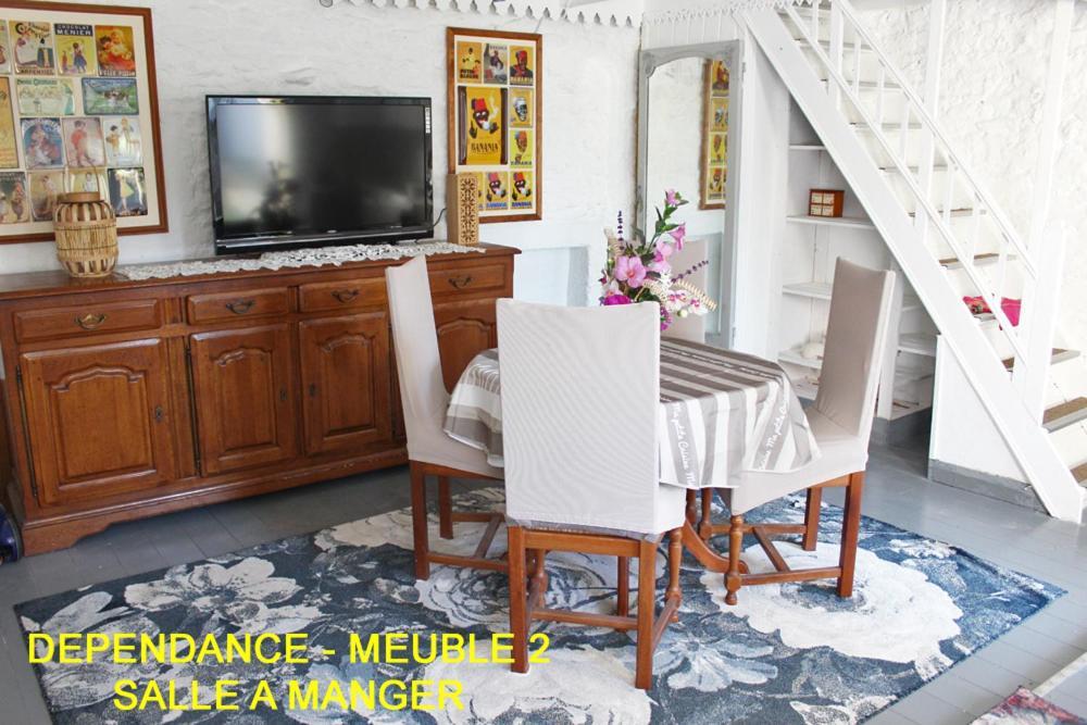 לינה וארוחת בוקר Saint-Vincent-Sterlanges Chez Martine Et Bernard מראה חיצוני תמונה